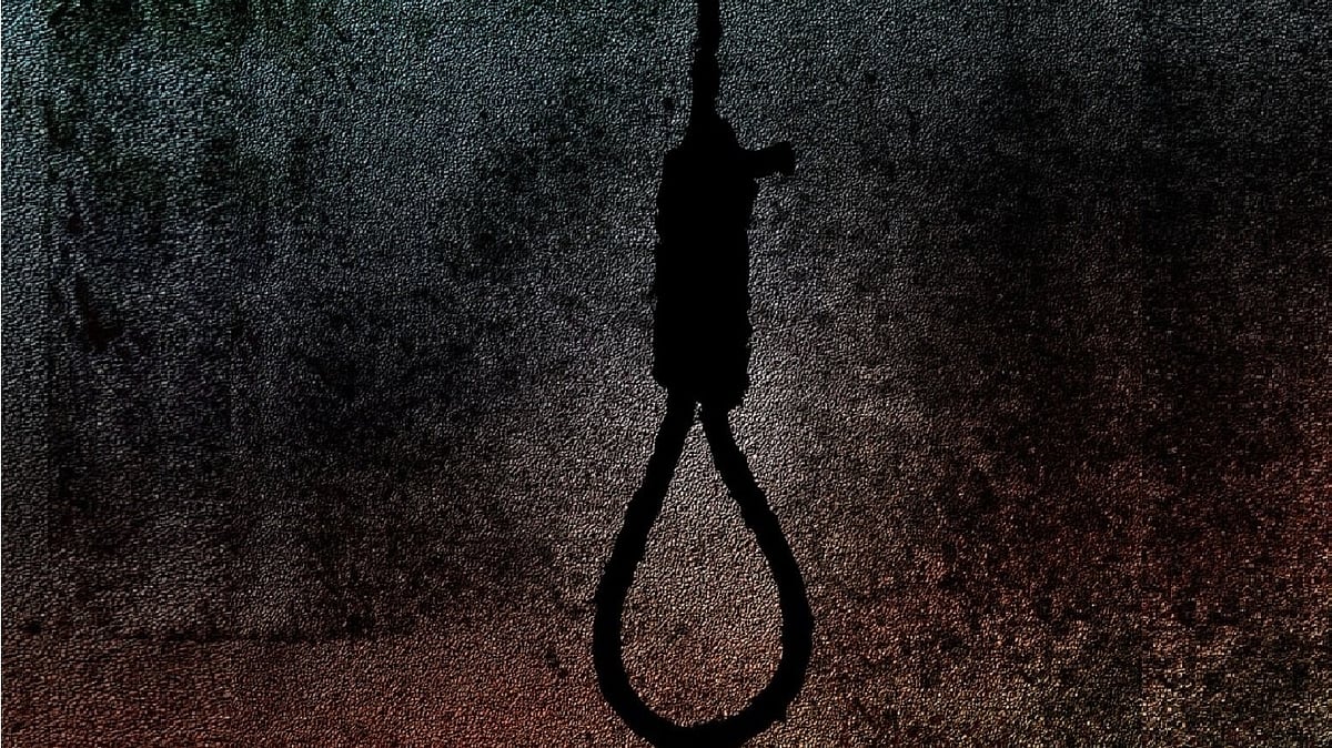 مہاراشٹر کے اہلیانگر میں نیٹ کی طالبہ نے کی خودکشی، امتحان میں کم نمبر آنے کی وجہ سے ذہنی تناؤ کا تھا سامنا