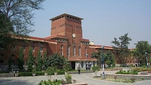 دہلی یونیورسٹی نے طلبا اور اساتذہ کو ’جنتر منتر مظاہرہ‘ سے دور رہنے کی دی ہدایت، ایڈوائزری جاری
