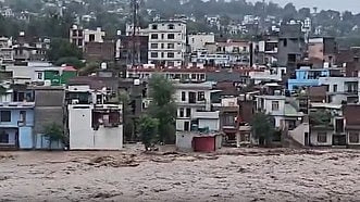 سیلاب سے متاثرہ پونچھ اور راجوری کے لیے خراب موسم کی وارننگ، کشن گنگا ندی کی سطح آب میں اضافے پر الرٹ جاری