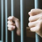 امریکہ میں ہند نژاد سی ایف او کو عدالت نے سنائی 4 ماہ جیل کی سزا، سرجنوں کو دیتے تھے رشوت!