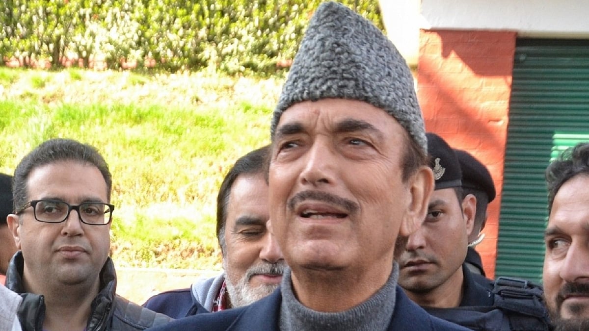 ’اپوزیشن کا مطالبہ غلط نہیں‘، چیف الیکشن کمشنر گیانیش کمار کے معاملے پر غلام نبی آزاد کا بیان