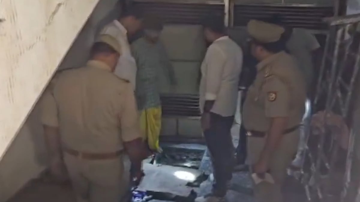اتر پردیش: ورنداون کے گروکلم میں پانی کی ٹنکی صاف کرنے اترے 4 طلباء کی موت، زہریلی گیس کے سبب پیش آیا حادثہ